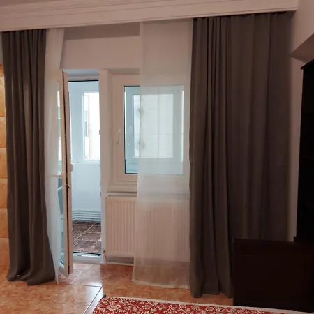 Livia Apartamento Constança